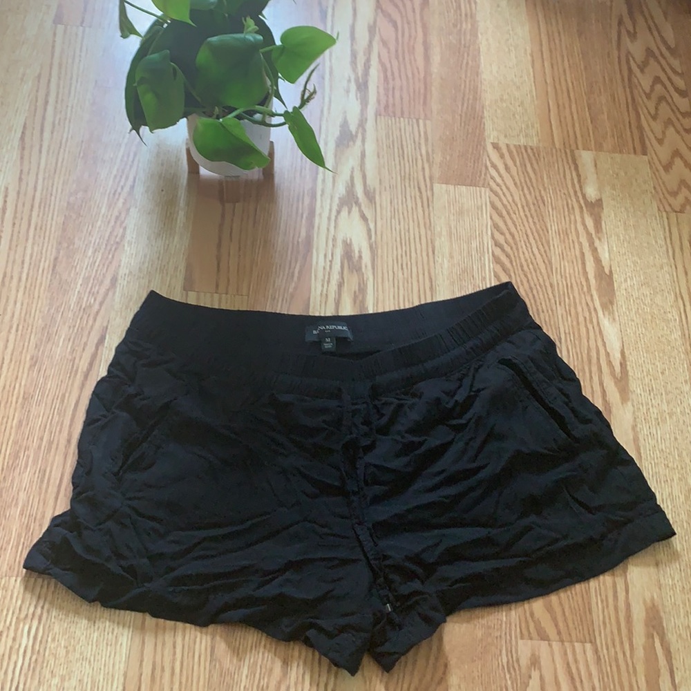 Banana Republic shorts black